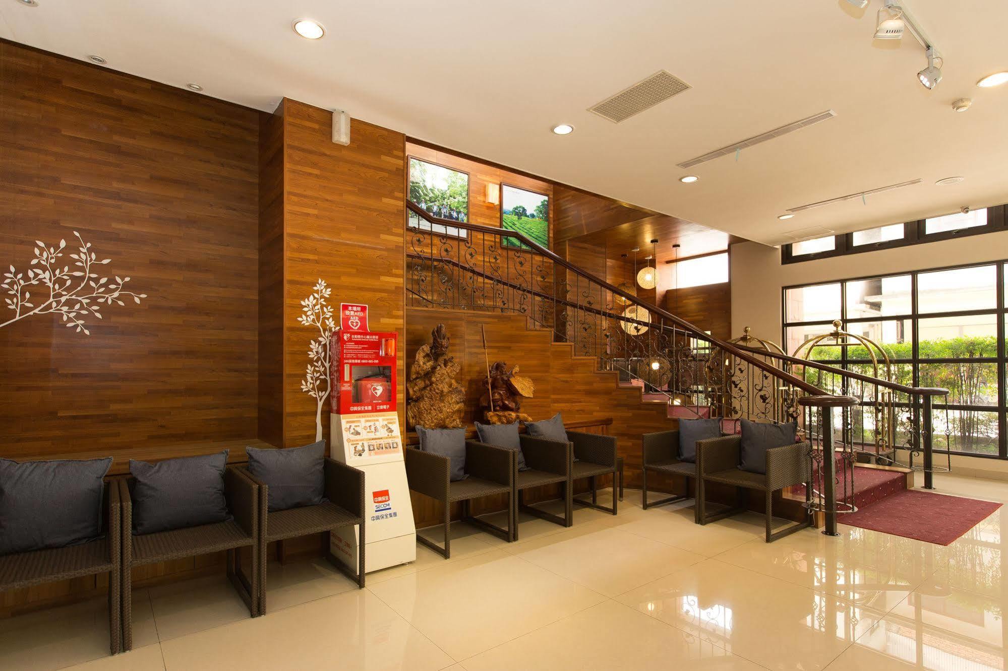 F Hotel - Sanyi Luaran gambar