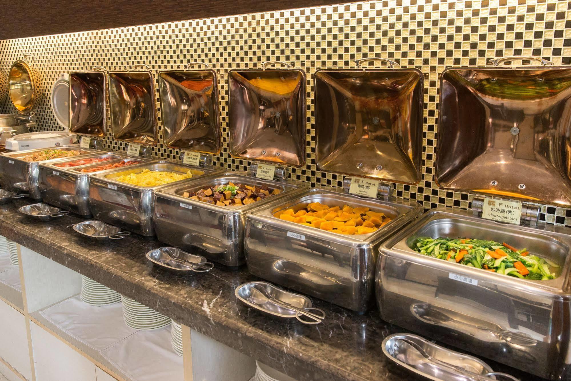 F Hotel - Sanyi Luaran gambar